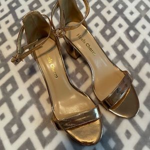 Heels Charm Ladies size 6 low chunky sandals